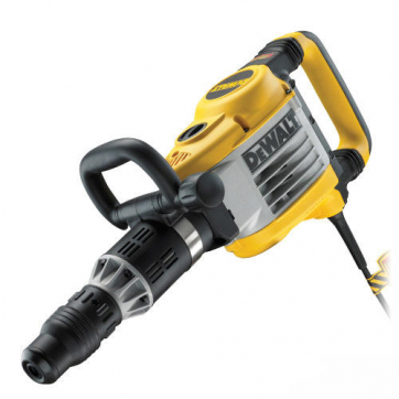 Отбойный молоток DeWalt D25902K в прокат в Братске. У нас лучшая цена за сутки! Возможность взять в аренду с выгодной скидкой до 40% при экспресс доставке 24/7. И помните, ночью стоимость еще дешевле на 30%! #арендапрокат #виброплита #выгодно